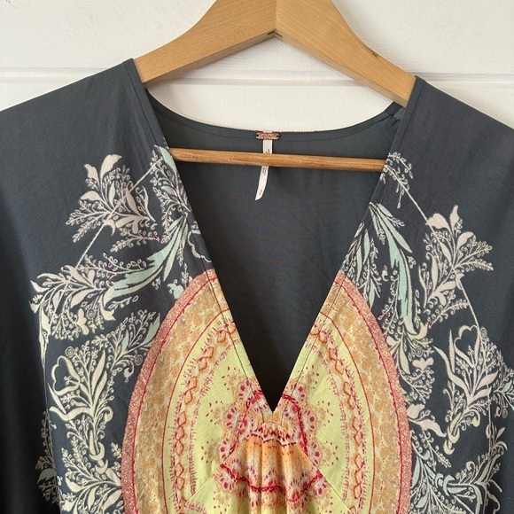 Free People Sunset Dreams Boho Printed Bell Sleeve Oversized Flowy Tunic Top S - Picture 4 of 12